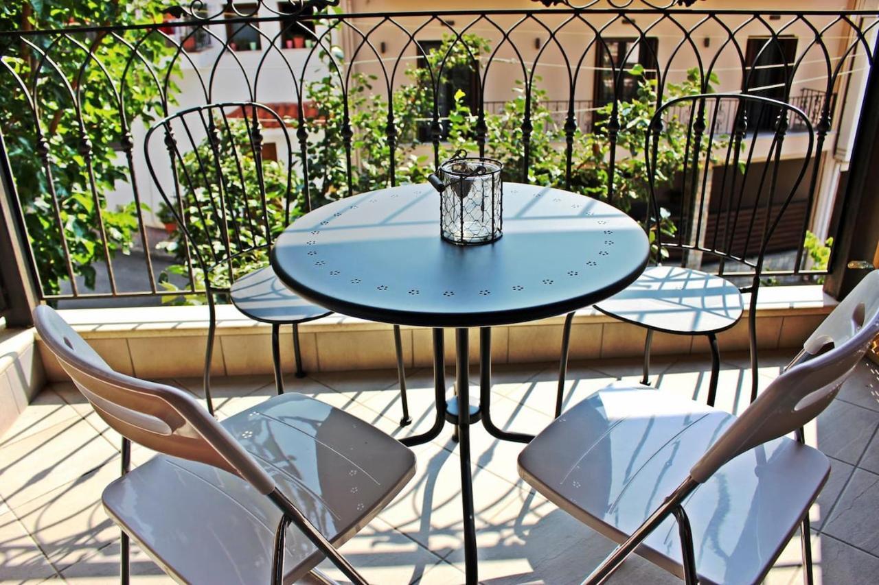 Homel Oasis Central Maisonette 3Bd Garden Patio Kalambaka Eksteriør billede