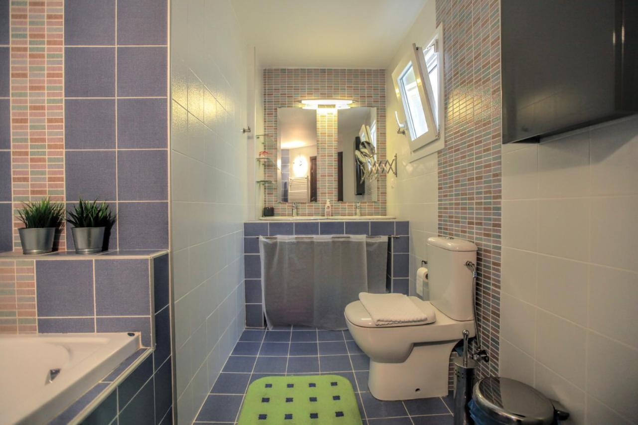 Homel Oasis Central Maisonette 3Bd Garden Patio Kalambaka Eksteriør billede